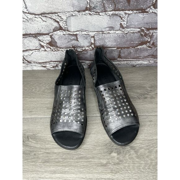 Sesto Meucci Pewter Leather Perforated Back Zip Wedge Shoes Women Sz 11N US/42EU - Picture 12 of 16